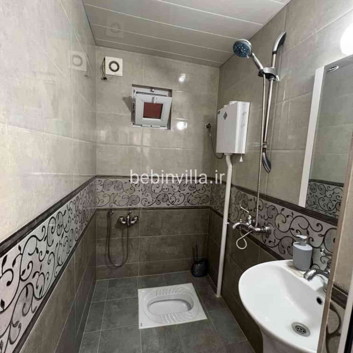 ویلا با استخر سرپوشیده در چالوس