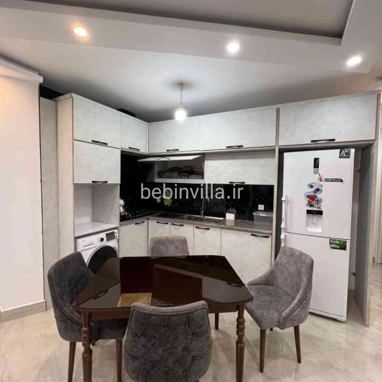 ویلا با استخر سرپوشیده در چالوس