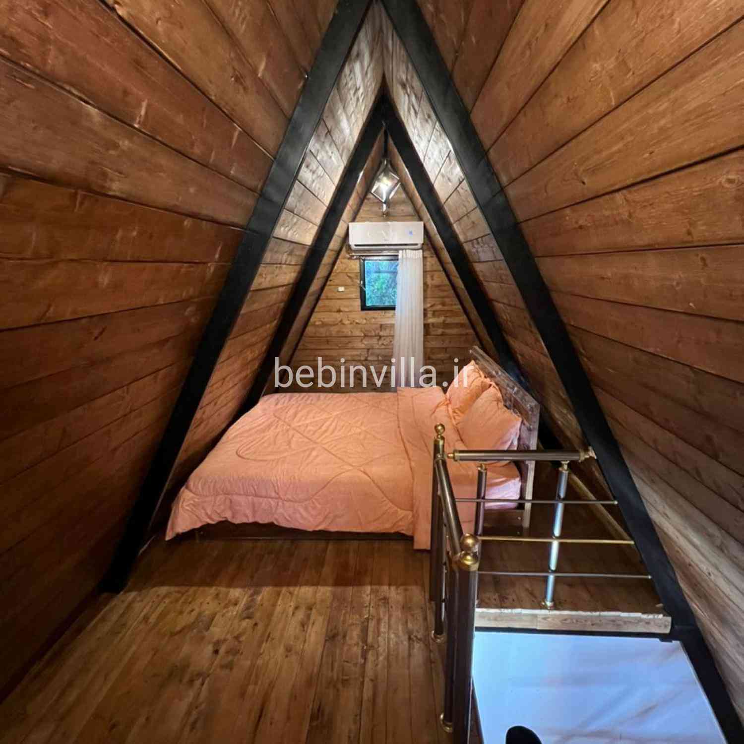 کلبه سویسی دوخواب