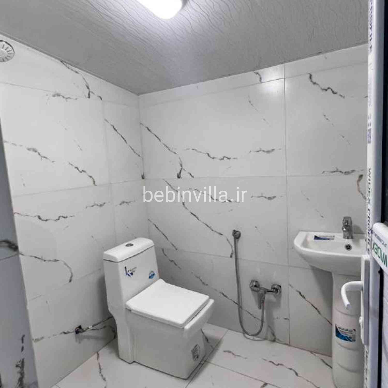 کلبه دوخواب نزدیک ساحل