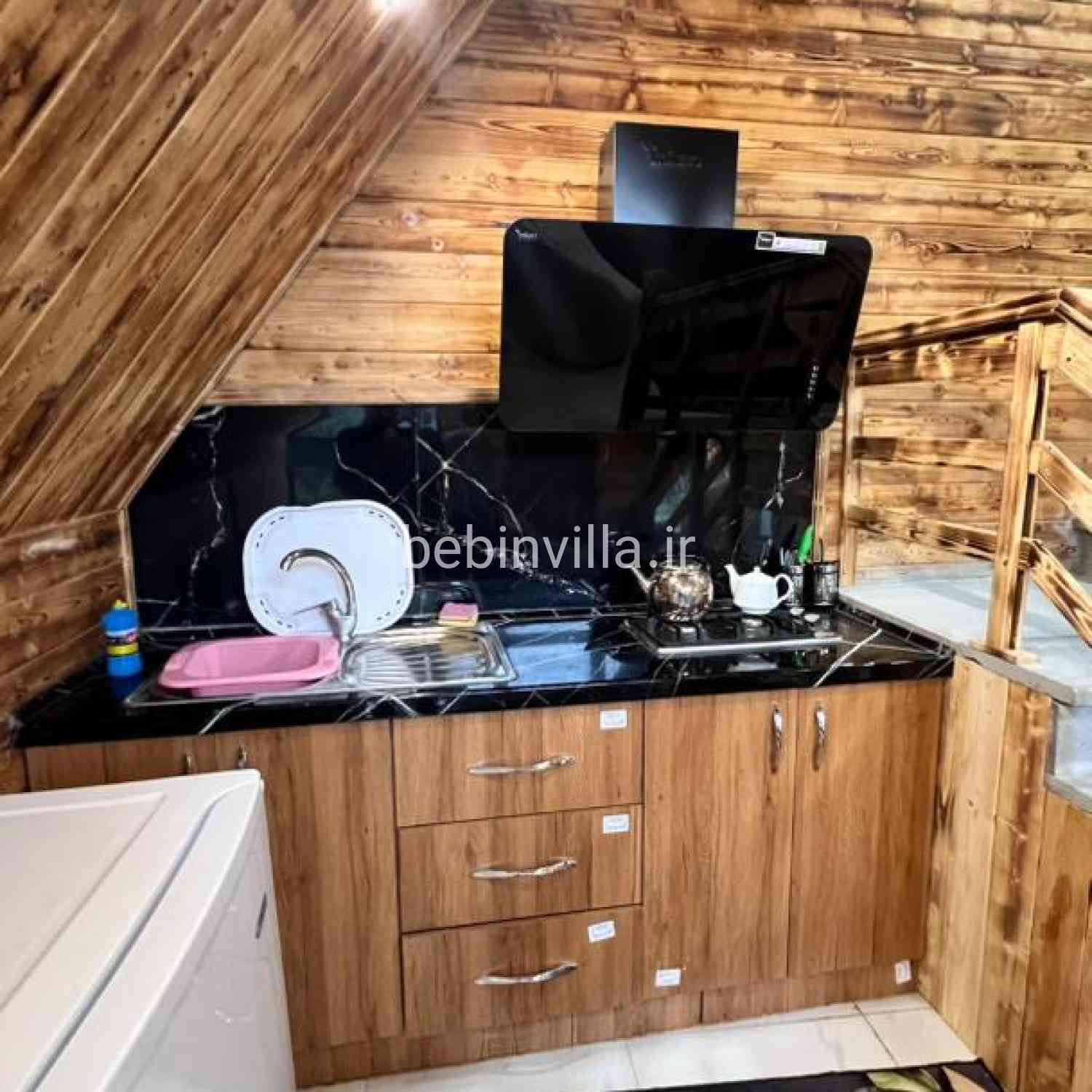 کلبه دوخواب نزدیک ساحل